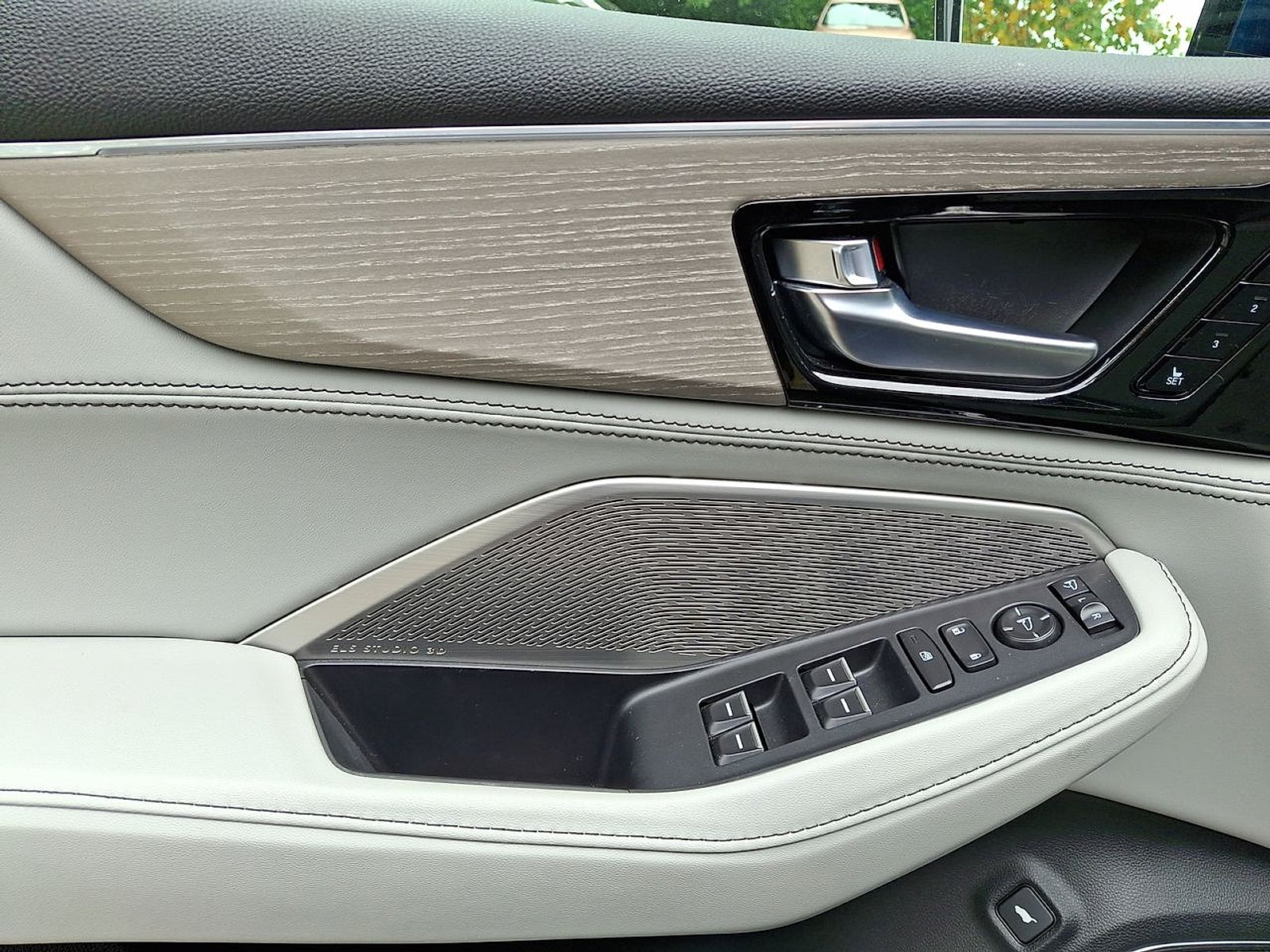 2023 Acura MDX Advance Package