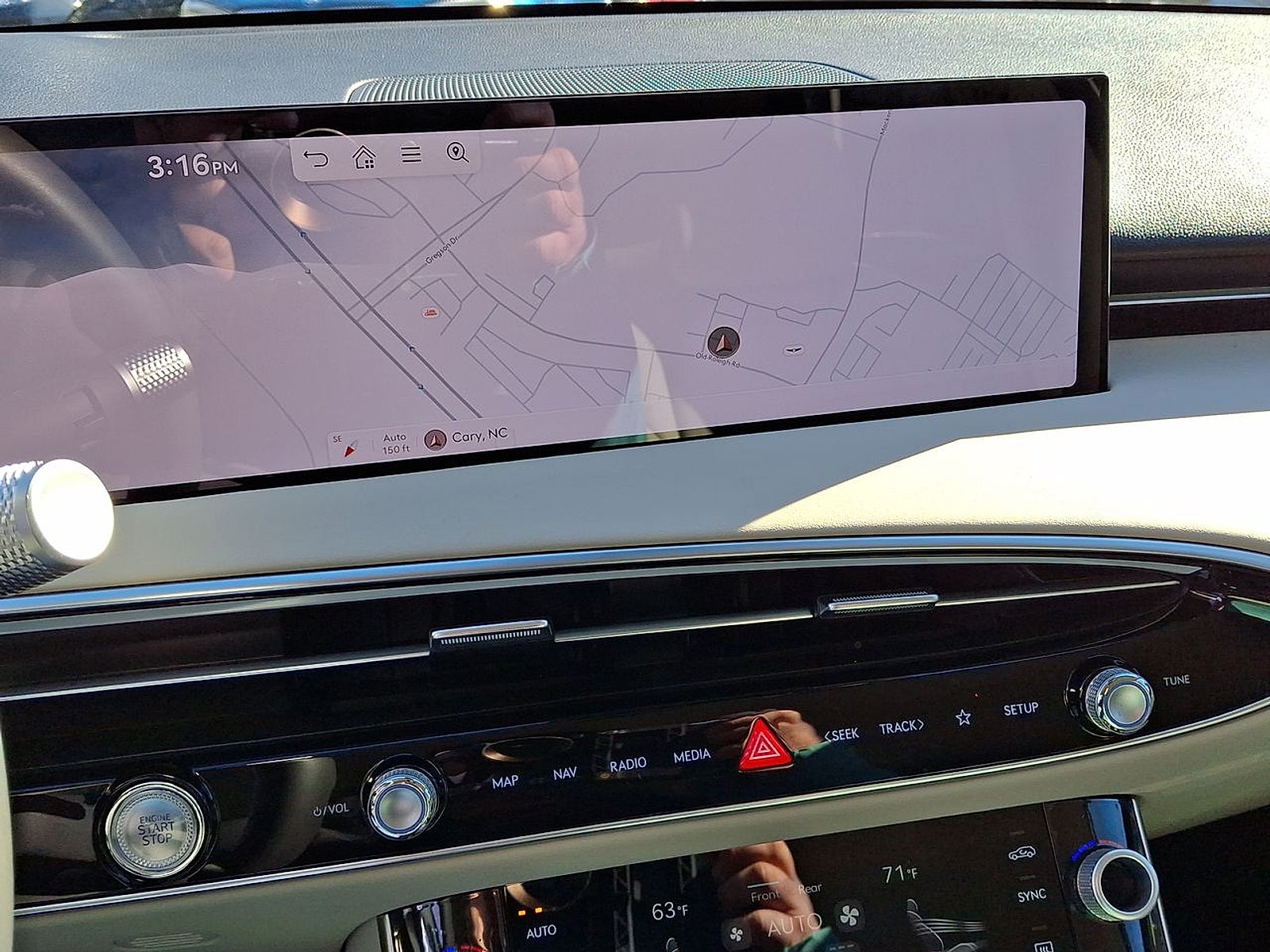 2026 Genesis GV70 2.5T