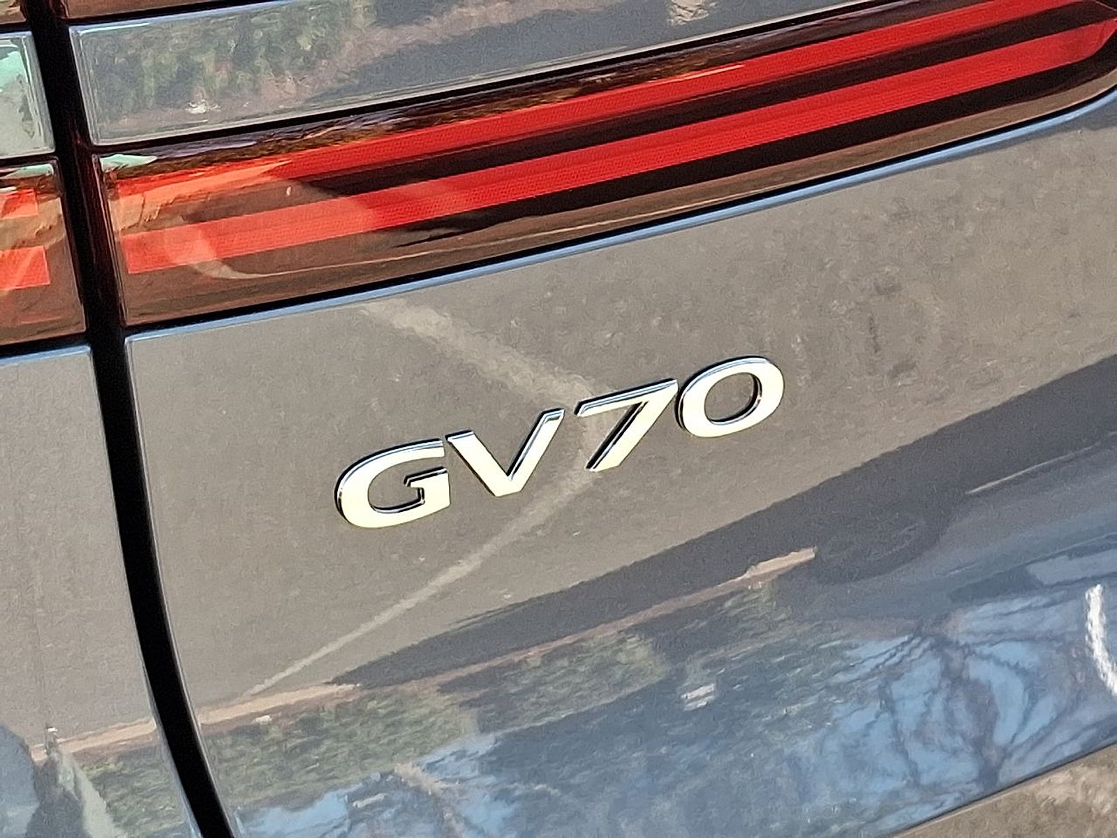 2026 Genesis GV70 2.5T