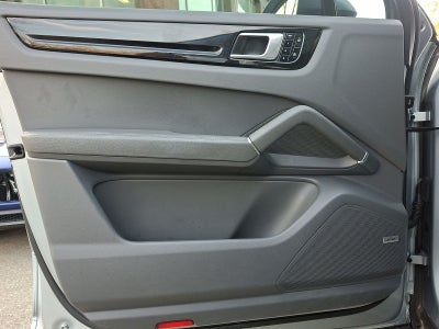 2020 Porsche Cayenne Coupe S