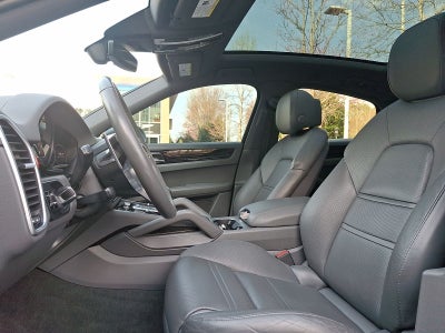 2020 Porsche Cayenne Coupe S