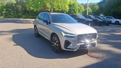 2023 Volvo XC60 Recharge Plug-In Hybrid T8 Ultimate Dark Theme
