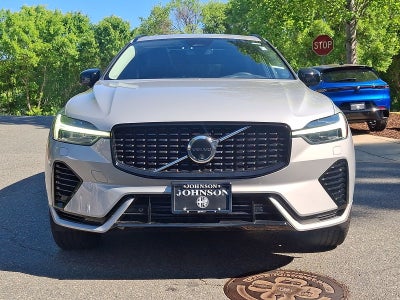 2023 Volvo XC60 Recharge Plug-In Hybrid T8 Ultimate Dark Theme