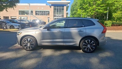 2023 Volvo XC60 Recharge Plug-In Hybrid T8 Ultimate Dark Theme
