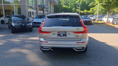 2023 Volvo XC60 Recharge Plug-In Hybrid T8 Ultimate Dark Theme
