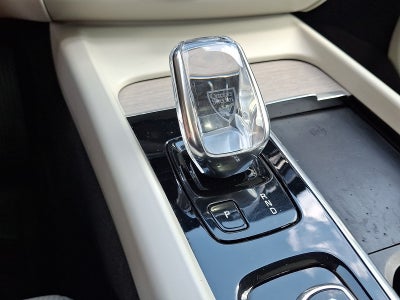 2022 Volvo XC60 B5 Inscription