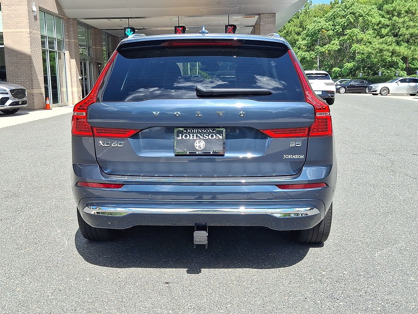 2022 Volvo XC60 B5 Inscription