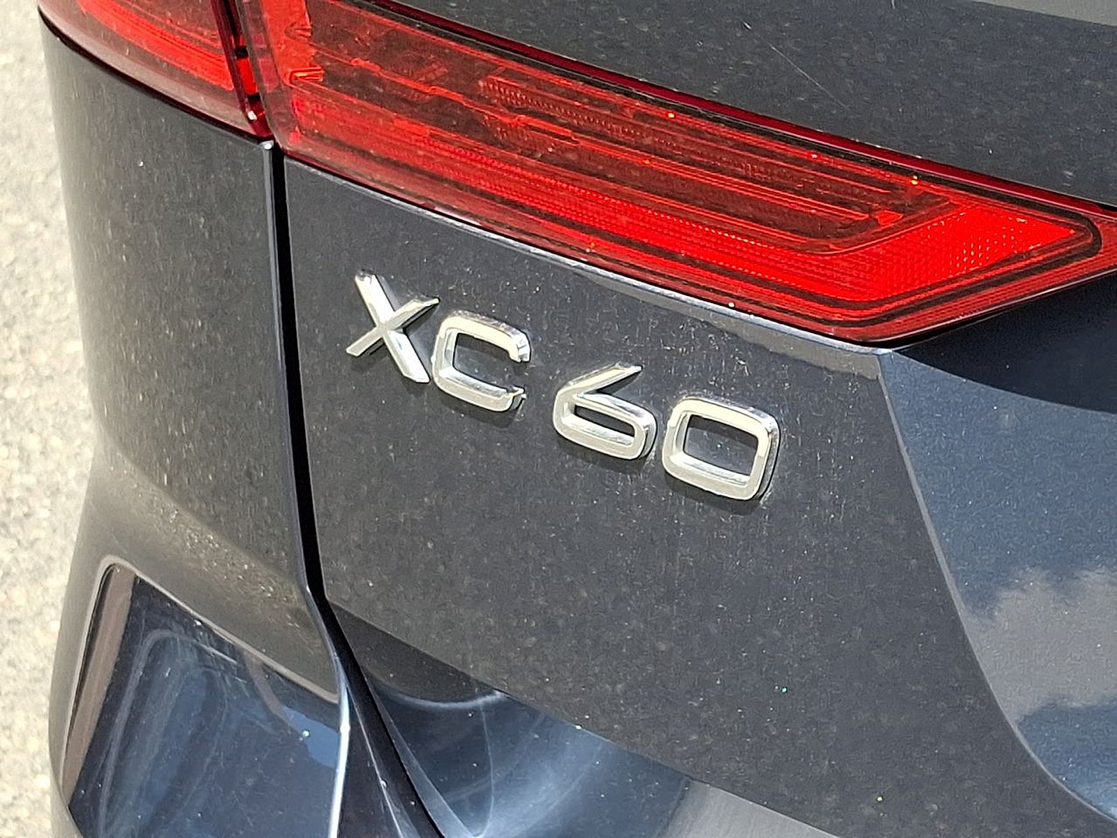 2022 Volvo XC60 B5 Inscription