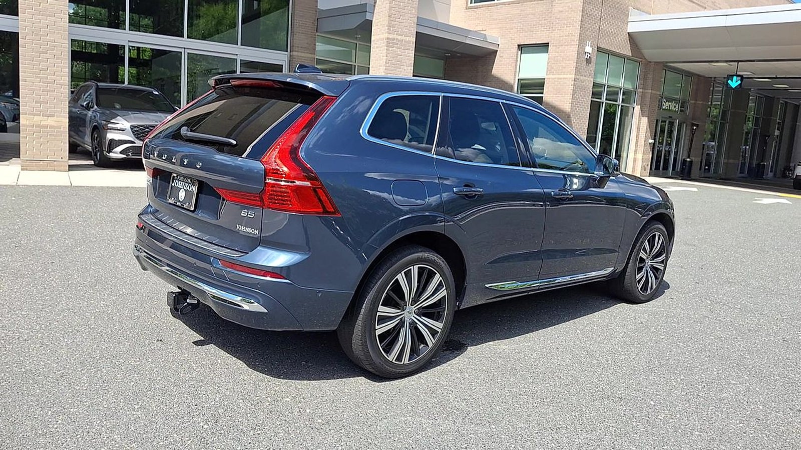 2022 Volvo XC60 B5 Inscription