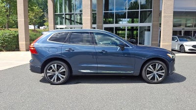 2022 Volvo XC60 B5 Inscription