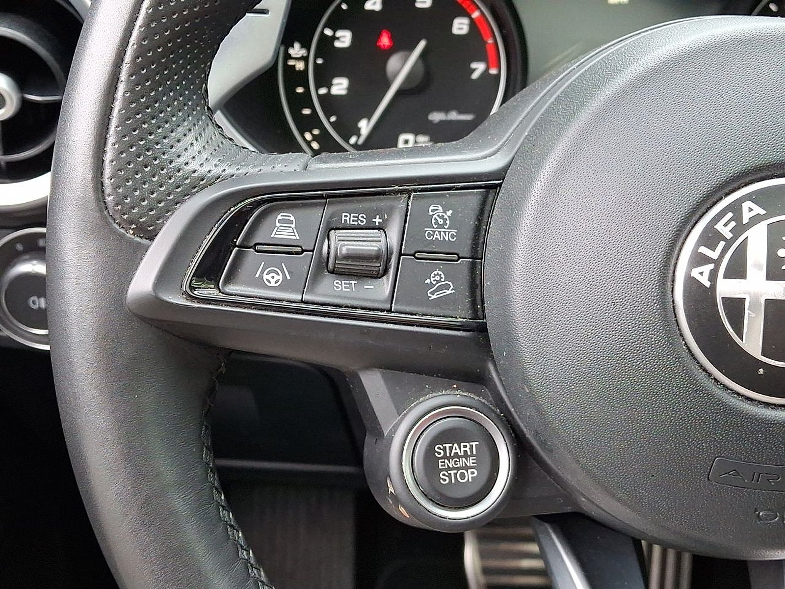 2023 Alfa Romeo Stelvio Veloce AWD