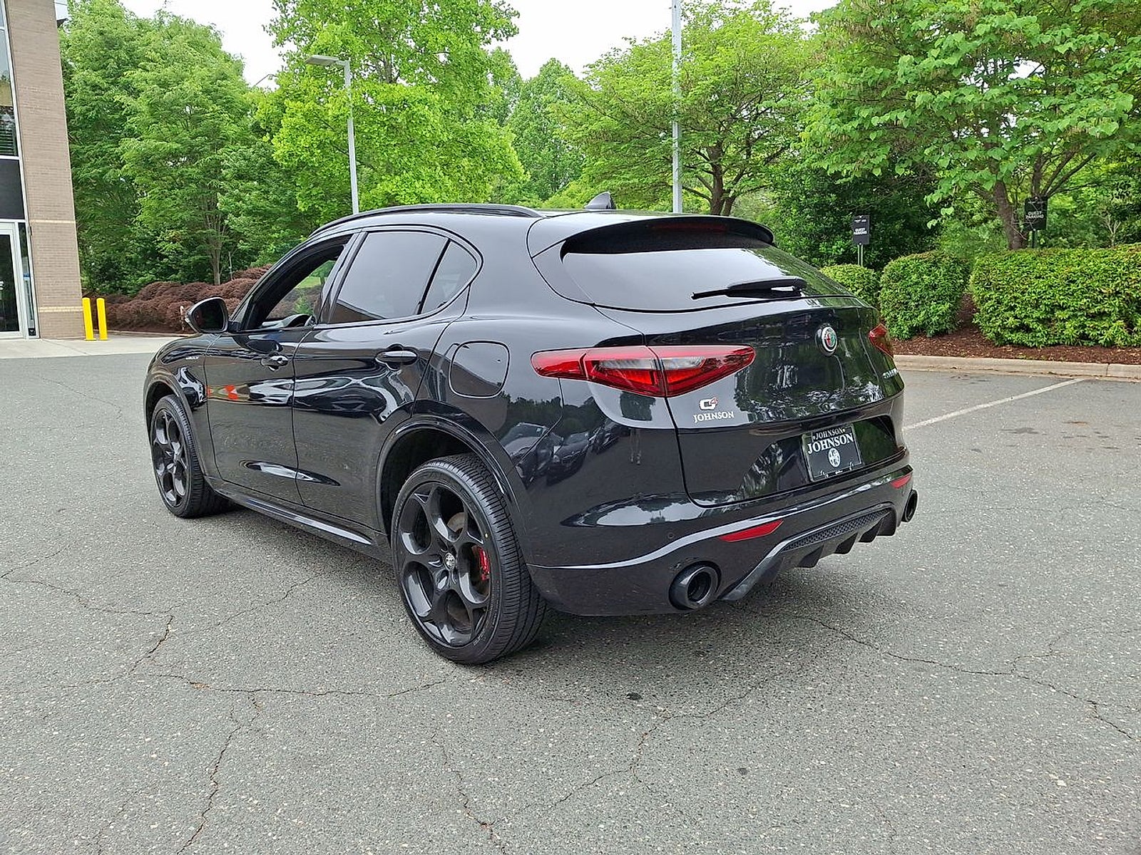 2023 Alfa Romeo Stelvio Veloce AWD