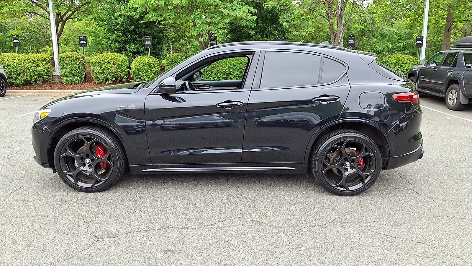 2023 Alfa Romeo Stelvio Veloce AWD