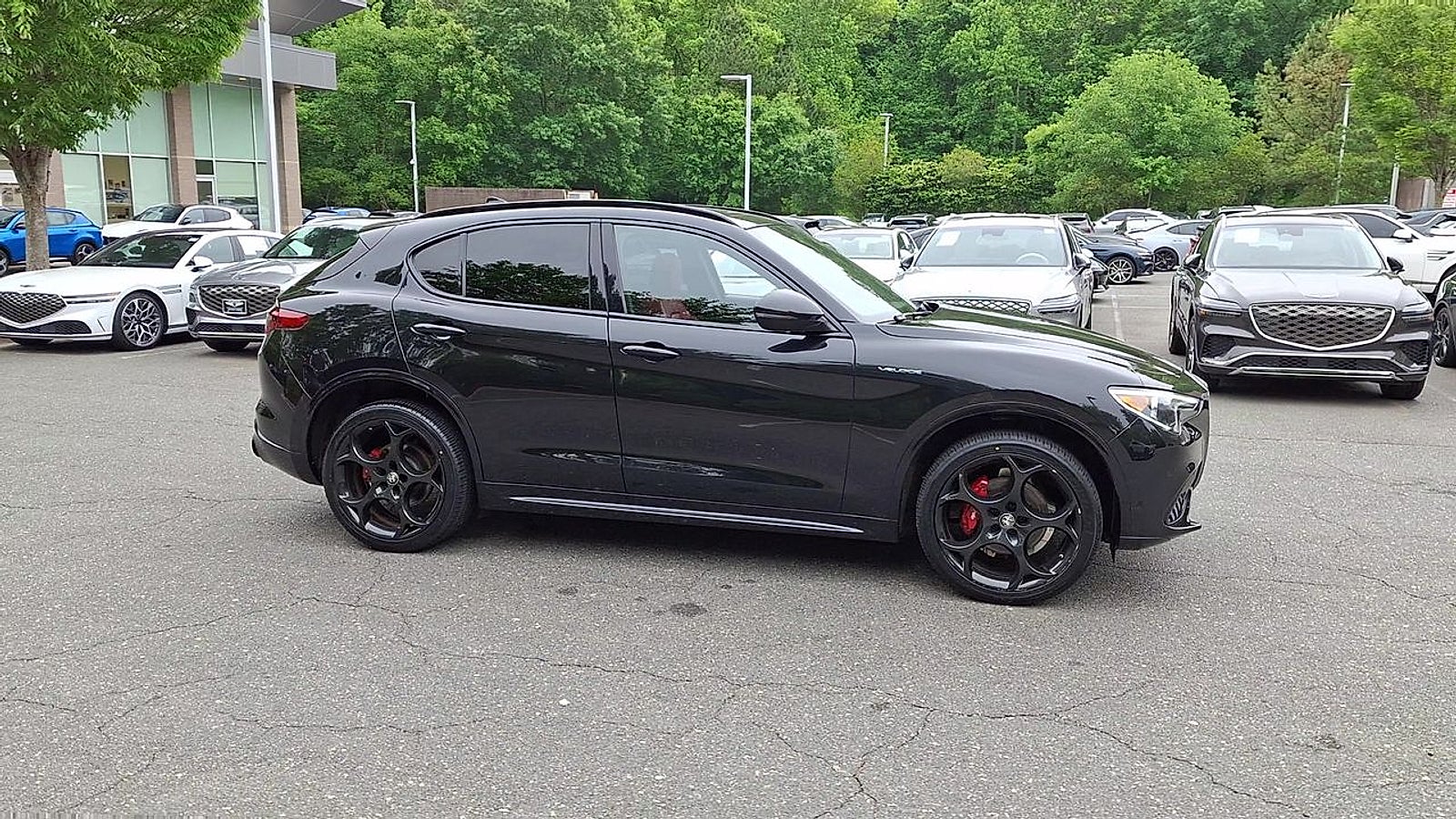 2023 Alfa Romeo Stelvio Veloce AWD