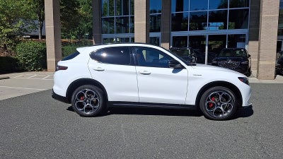 2024 Alfa Romeo Stelvio Veloce AWD