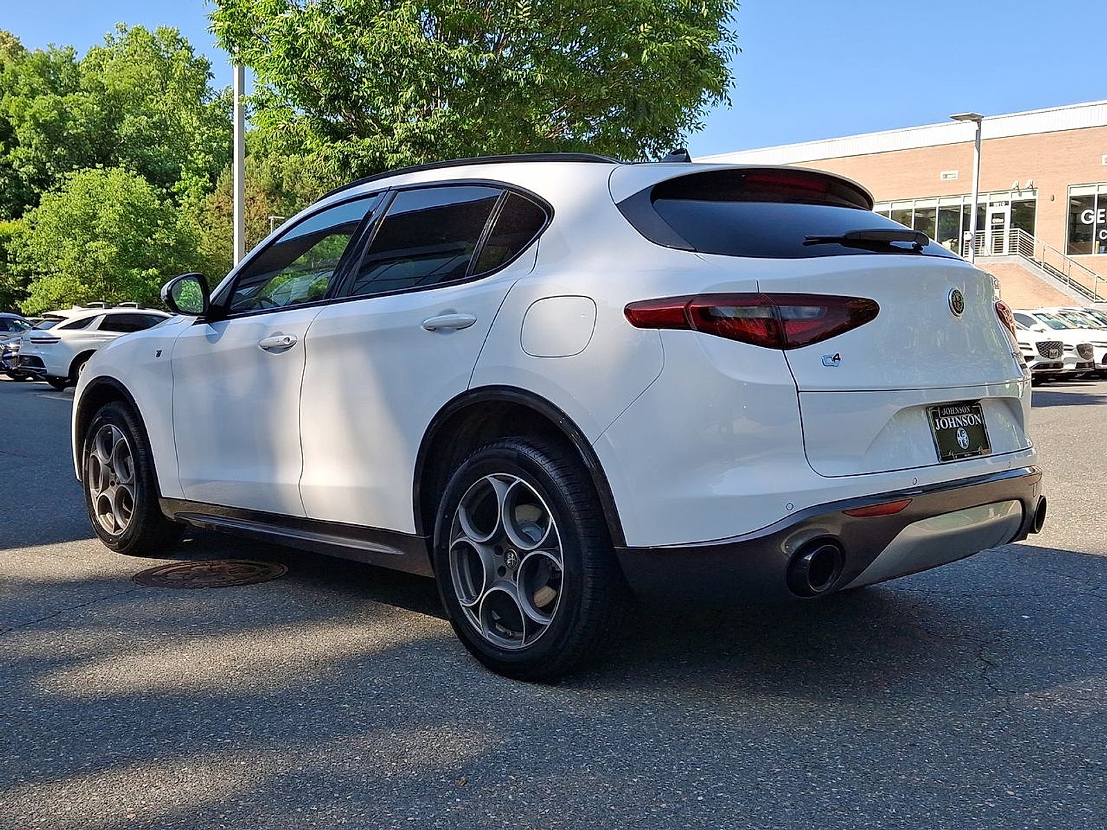 2023 Alfa Romeo Stelvio Ti AWD