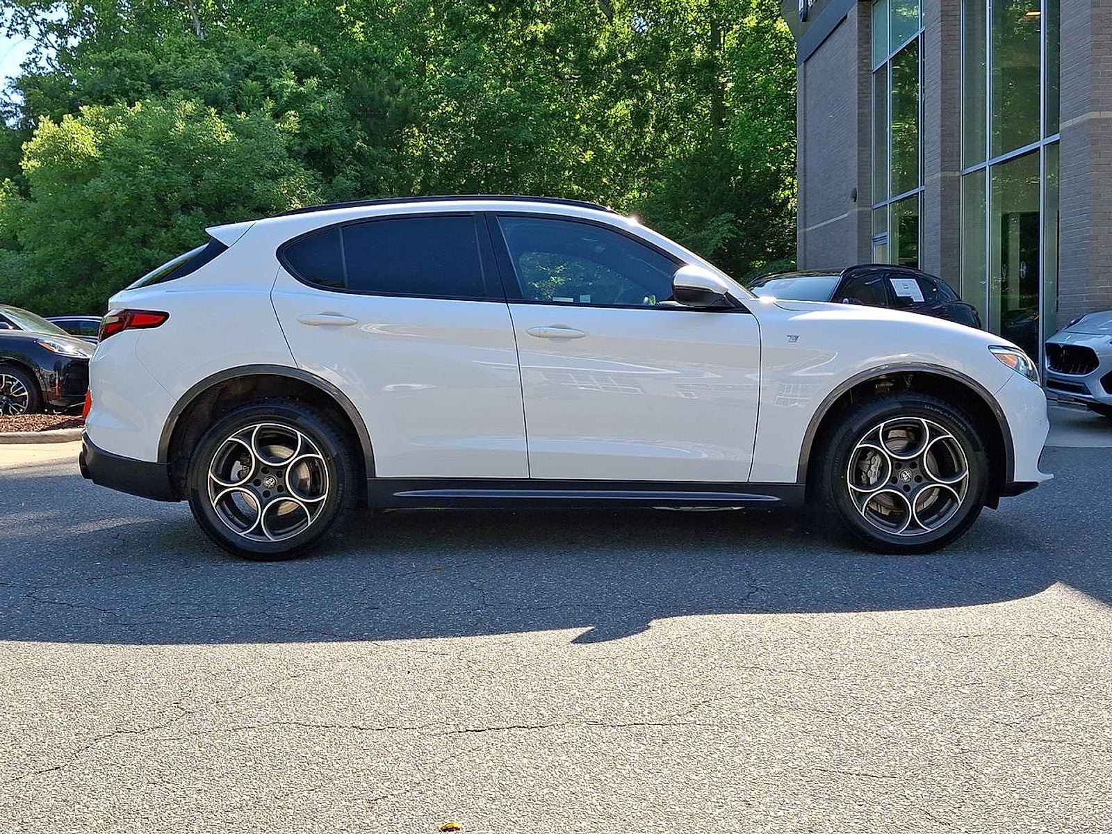 2023 Alfa Romeo Stelvio Ti AWD