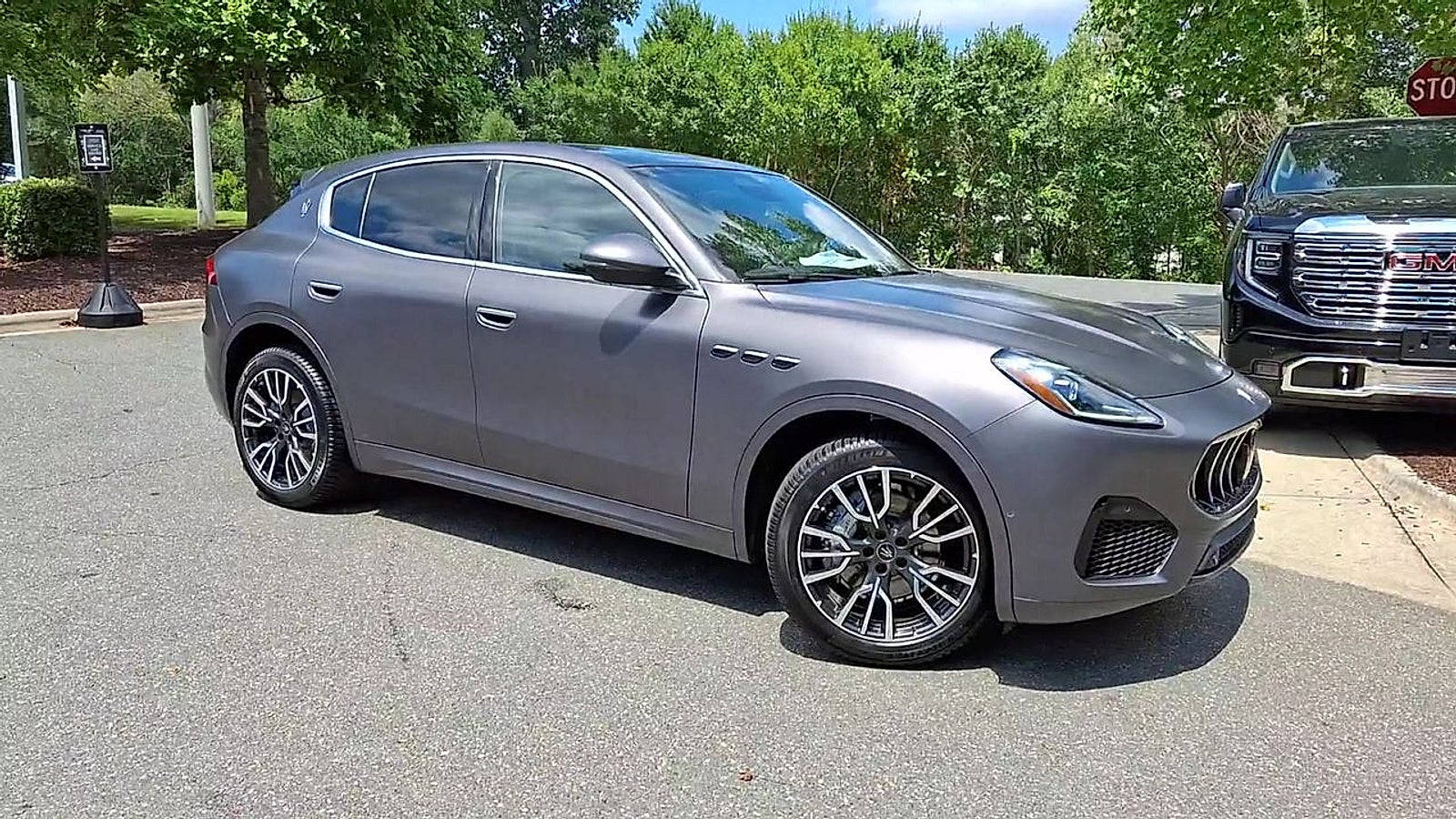 2025 Maserati Grecale AWD