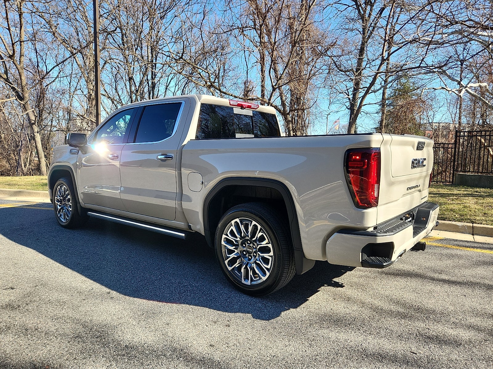 2026 GMC Sierra 1500 Crew Cab, Short Bed, Denali Ultimate, 4WD