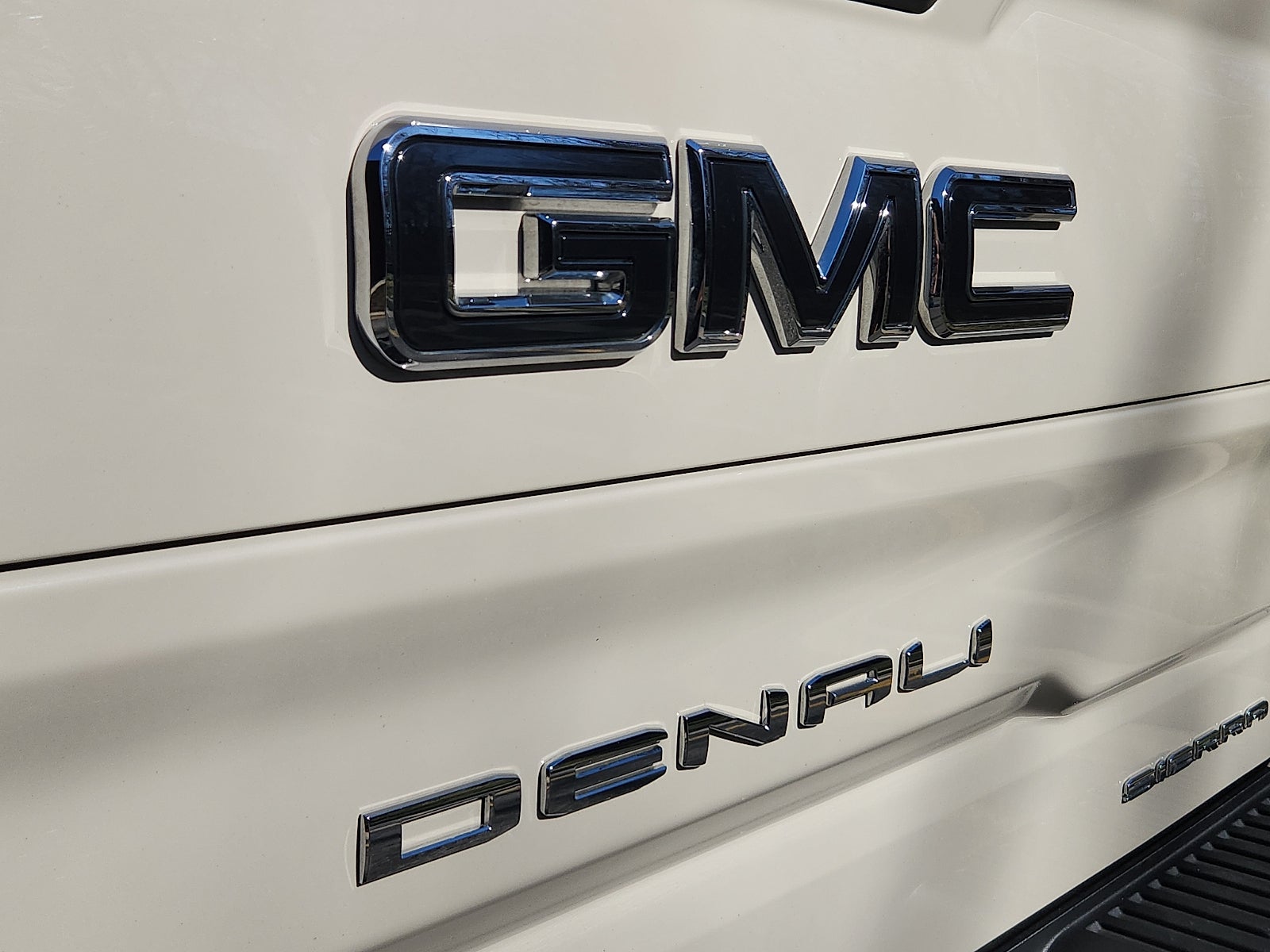 2026 GMC Sierra 1500 Crew Cab, Short Bed, Denali Ultimate, 4WD