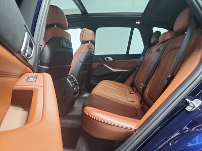 2022 BMW X5 M50i