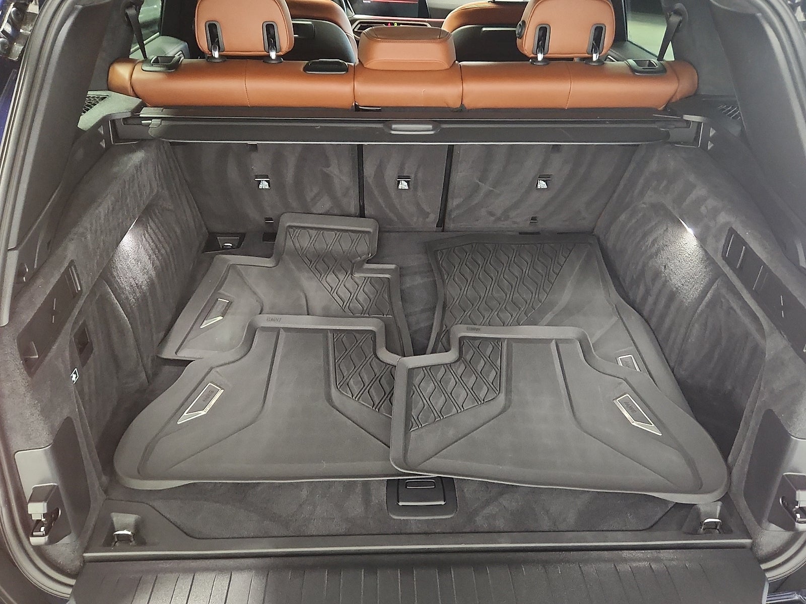 2022 BMW X5 M50i
