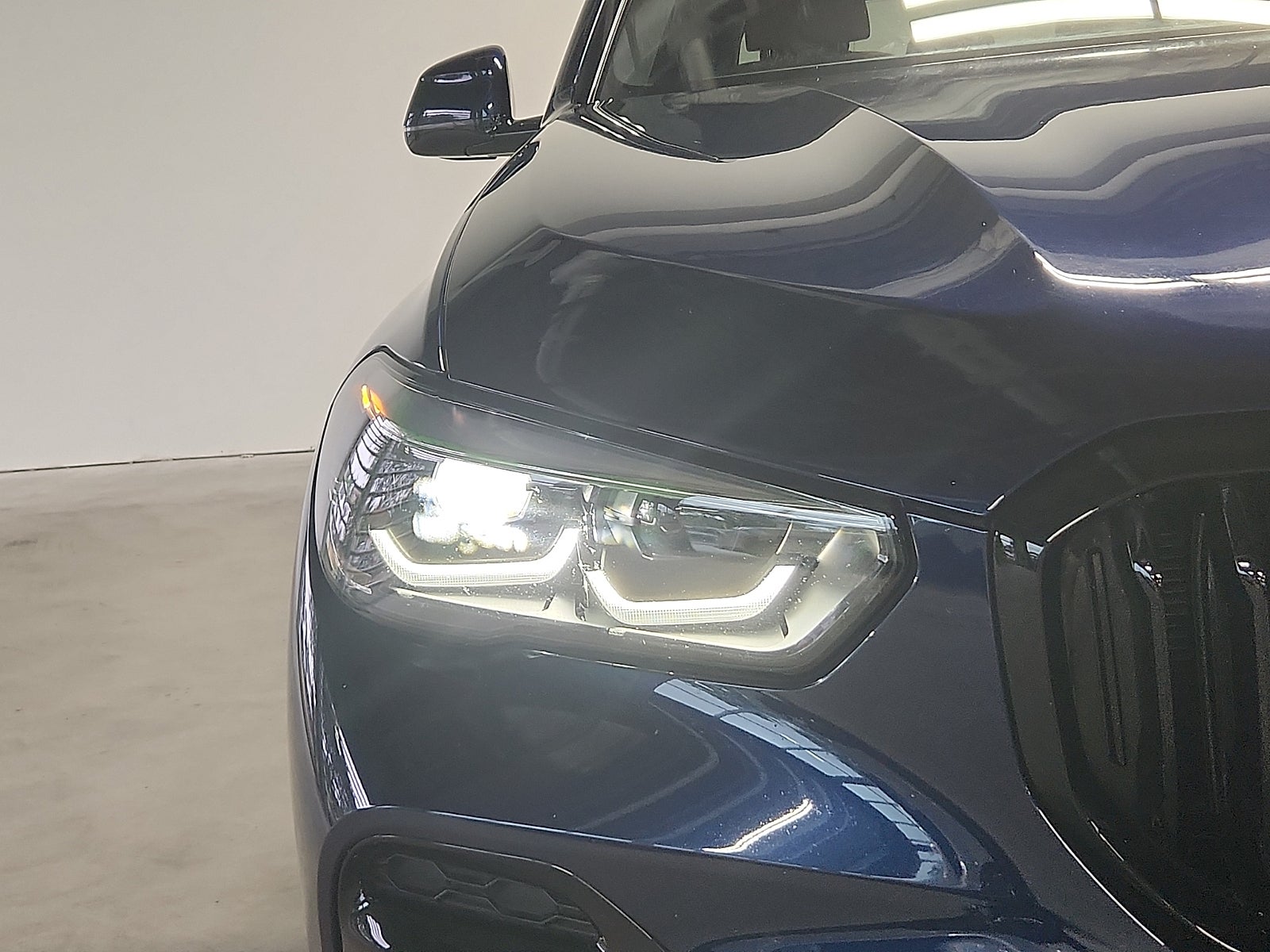 2022 BMW X5 M50i