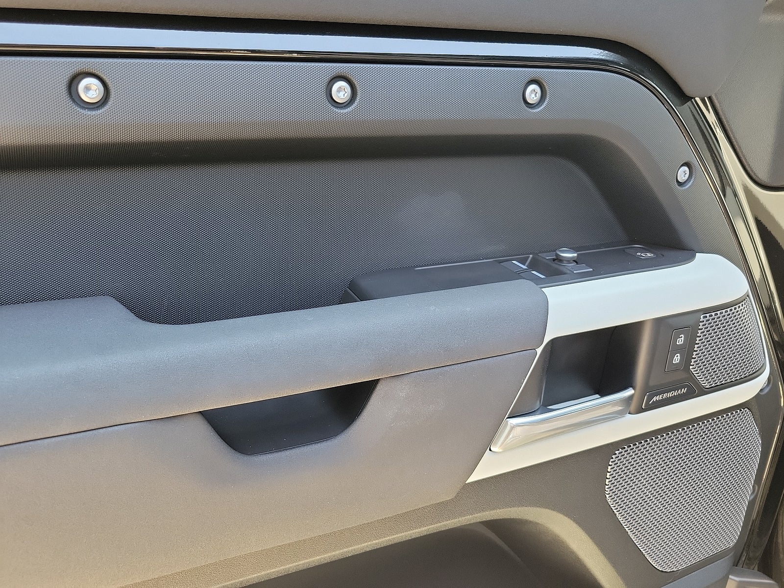 2021 Land Rover Defender 90 S