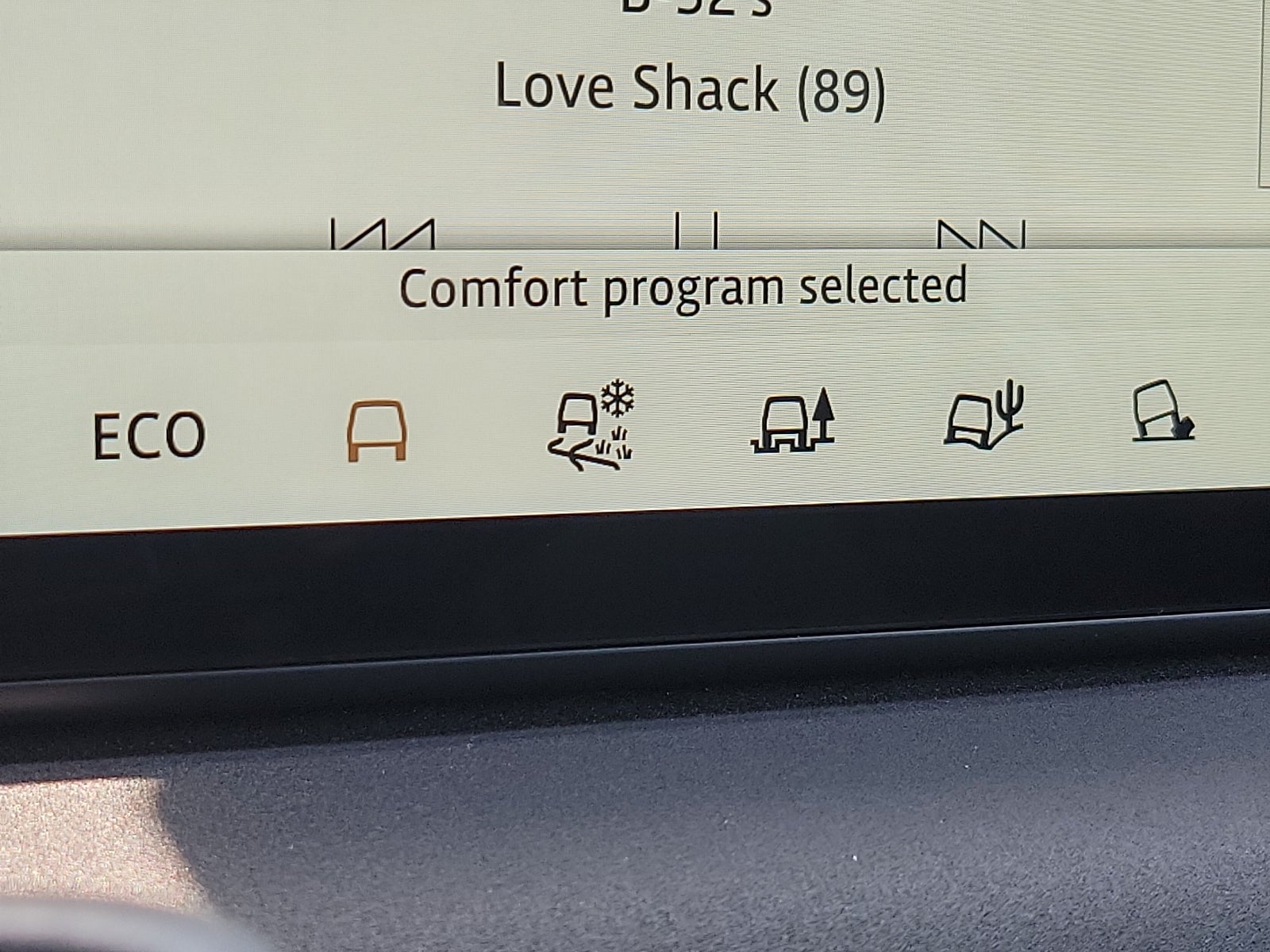 2021 Land Rover Defender 90 S