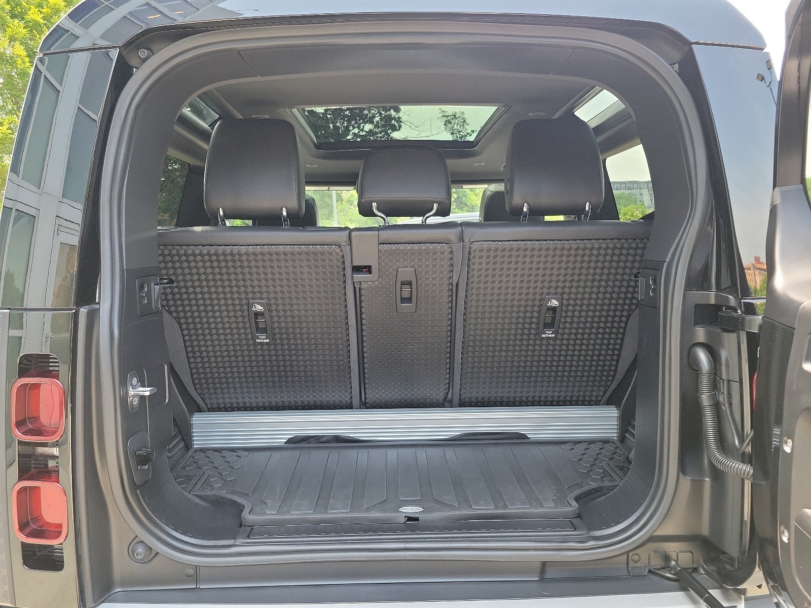 2021 Land Rover Defender 90 S