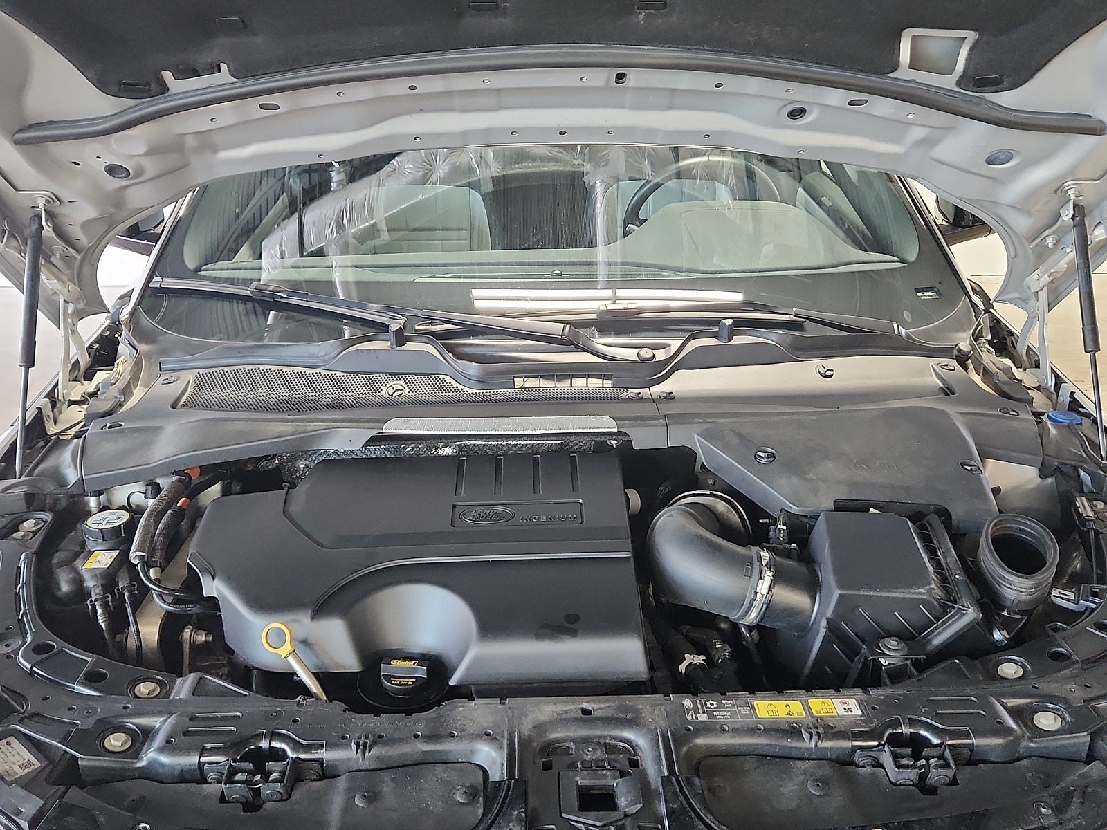 2023 Land Rover Range Rover Evoque R-Dynamic SE