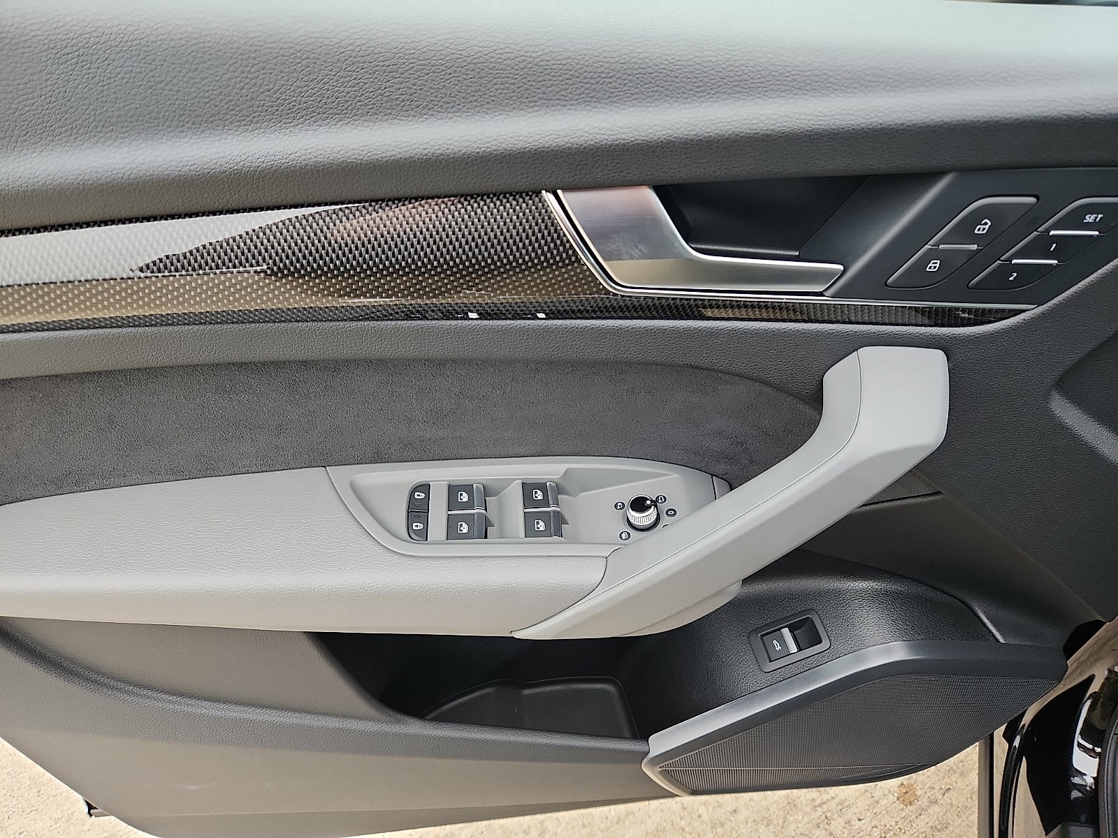 2022 Audi SQ5 Premium TFSI quattro Tiptronic