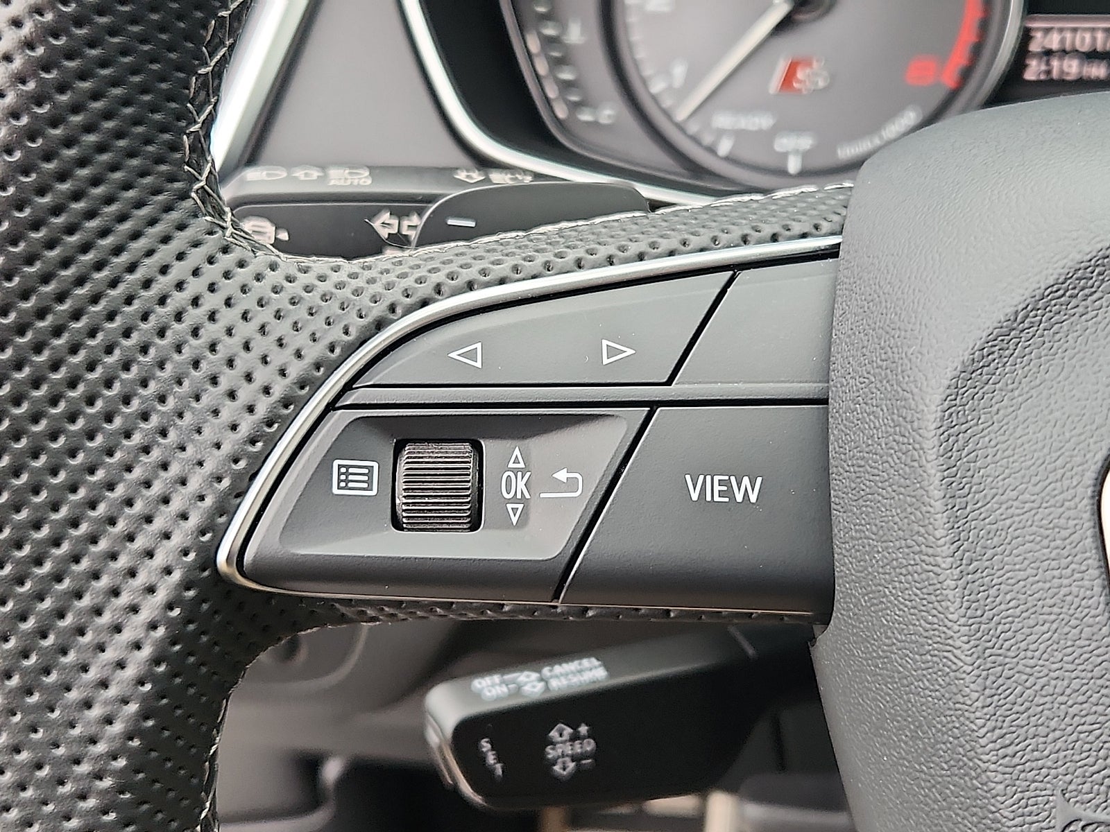 2022 Audi SQ5 Premium TFSI quattro Tiptronic