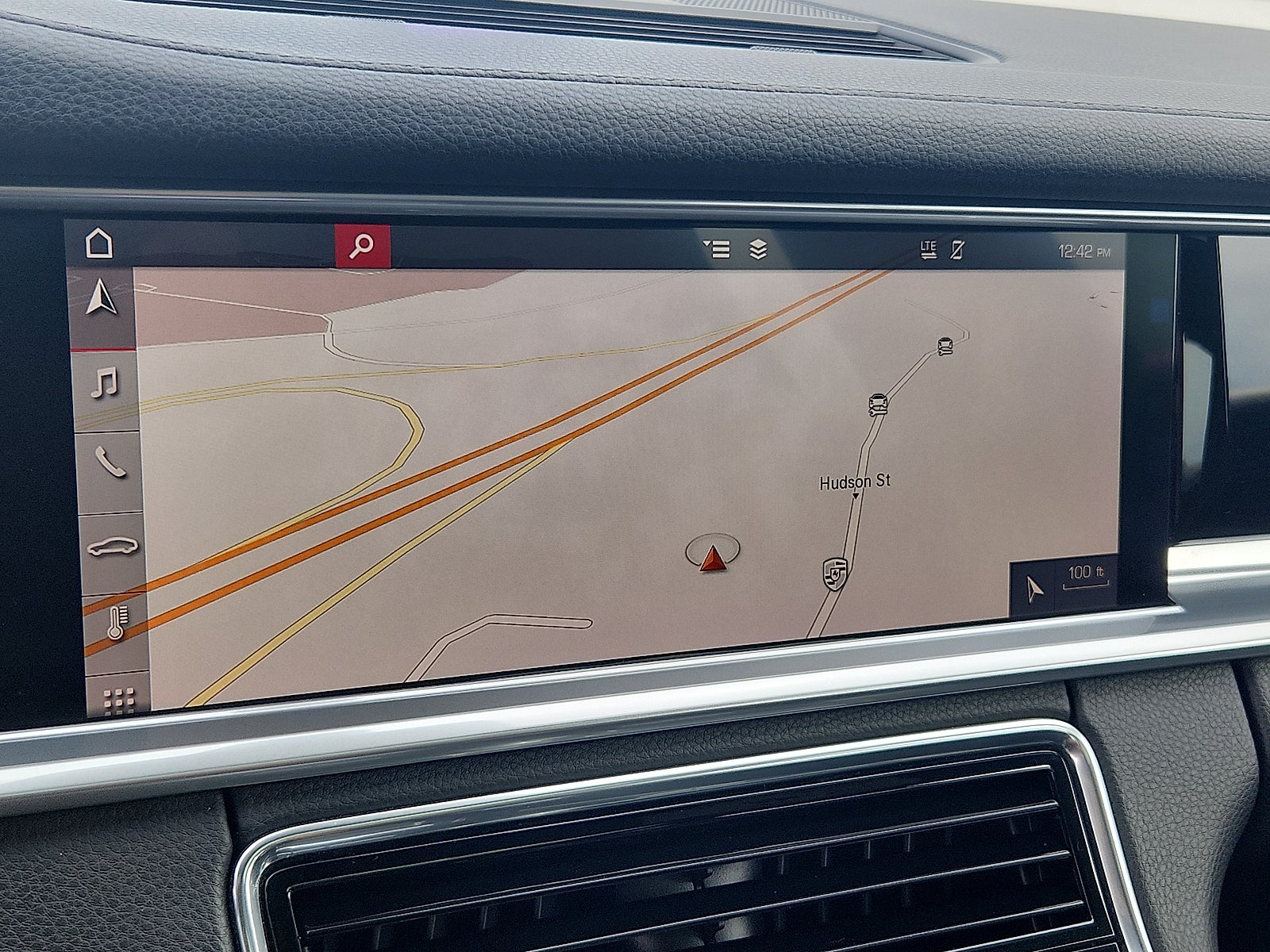 2019 Porsche Panamera 4