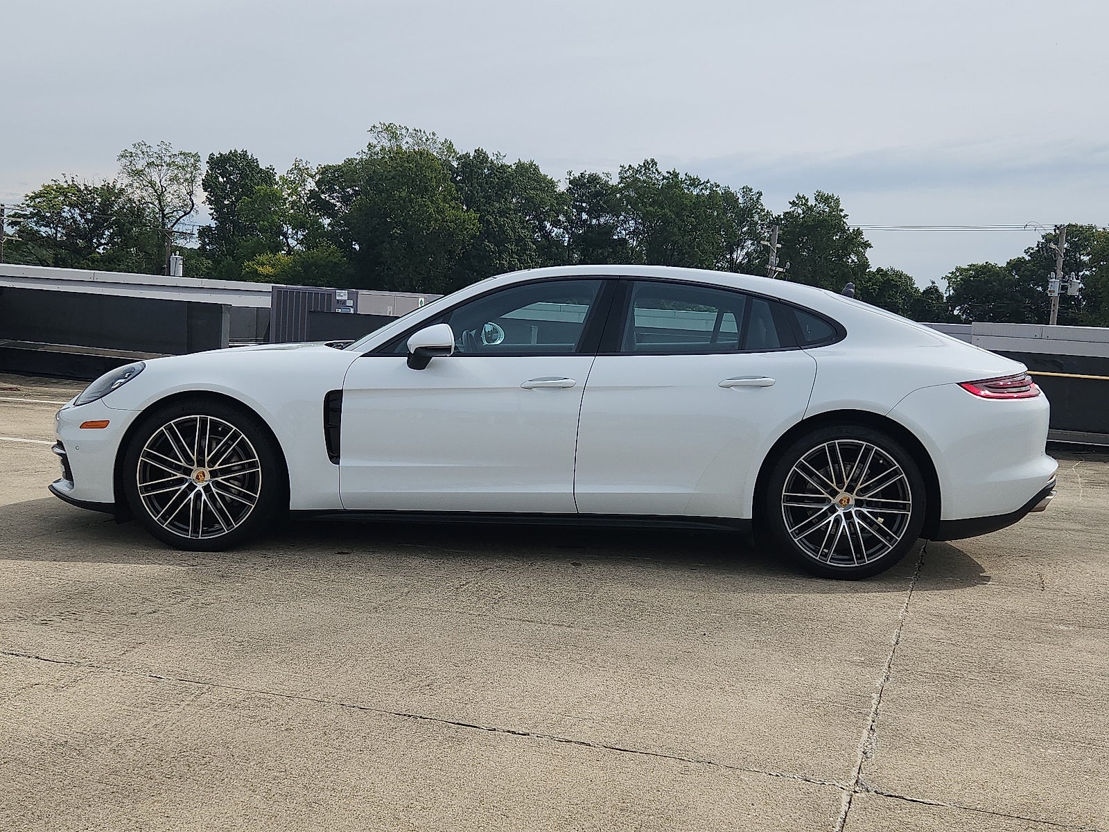 2019 Porsche Panamera 4