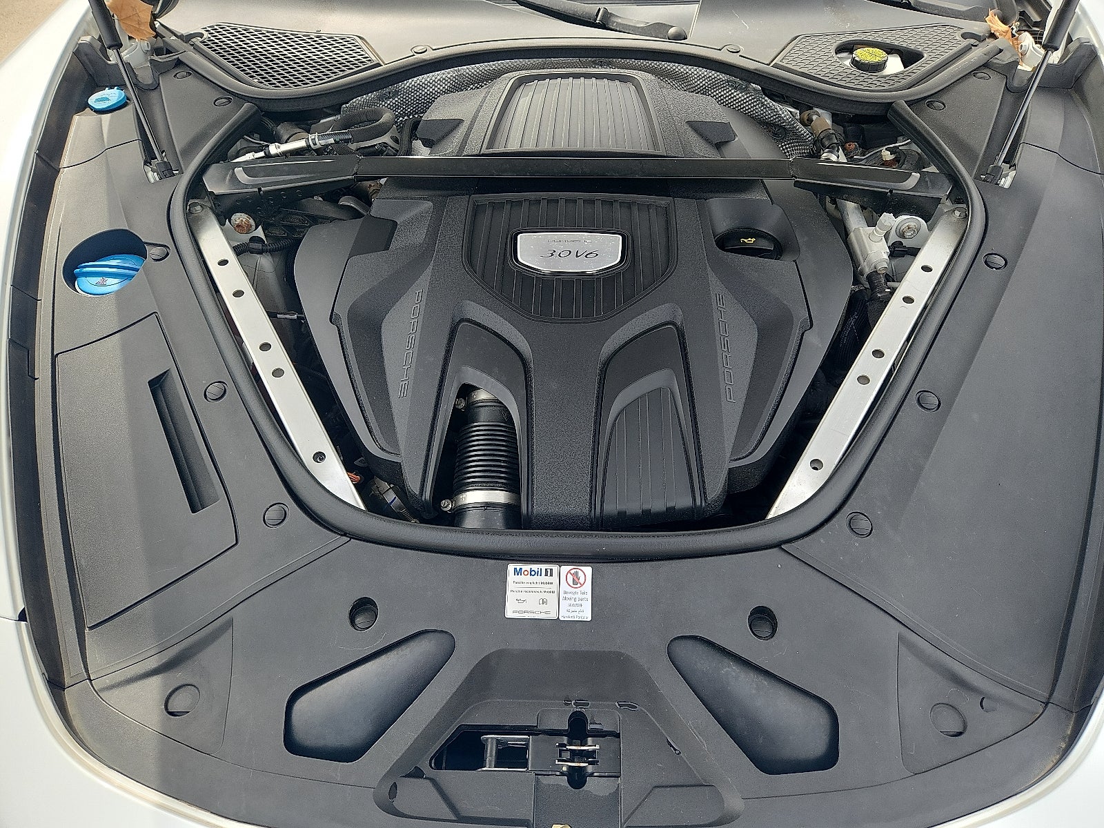 2019 Porsche Panamera 4