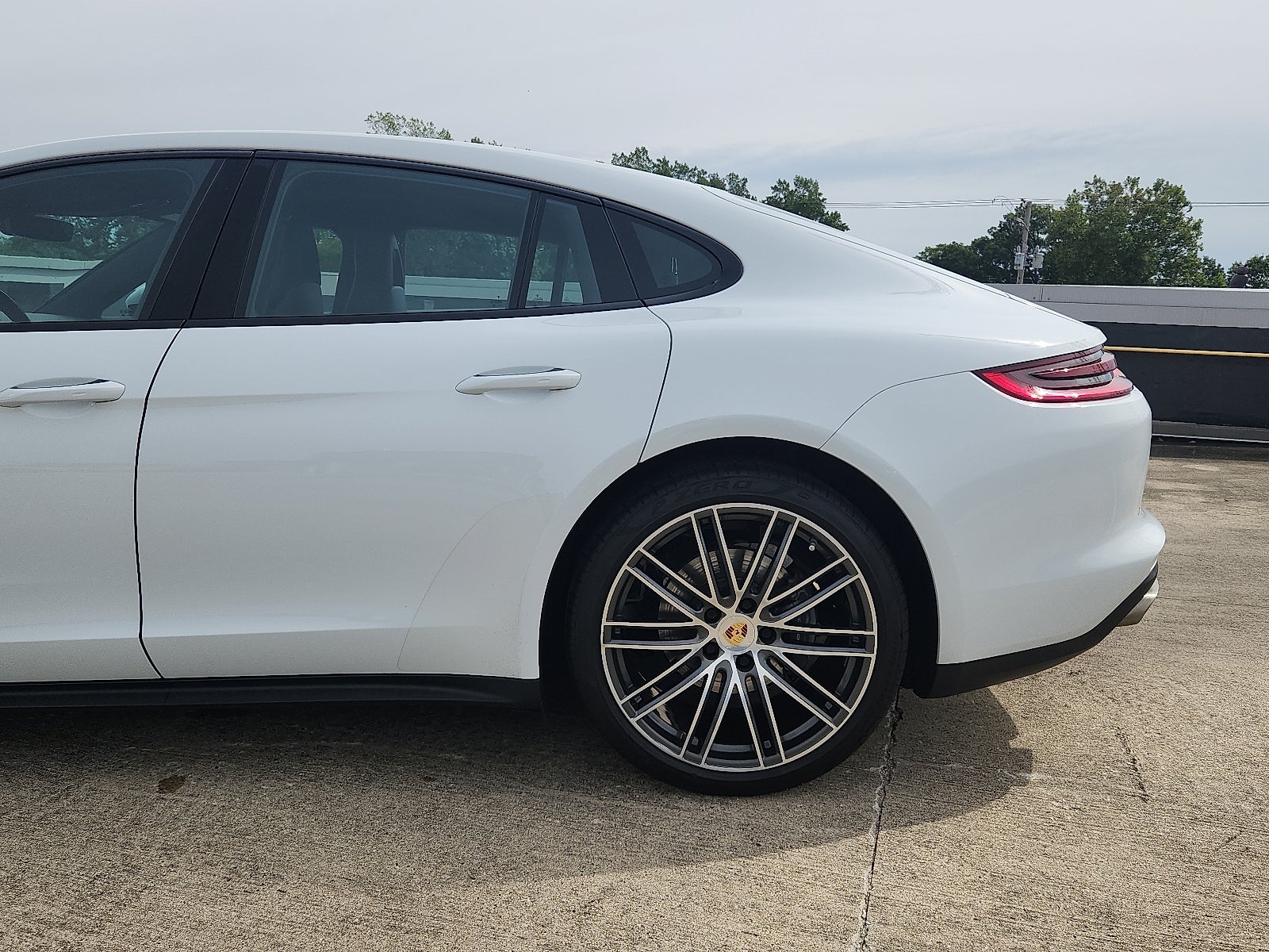 2019 Porsche Panamera 4