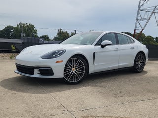 2019 Porsche Panamera 4