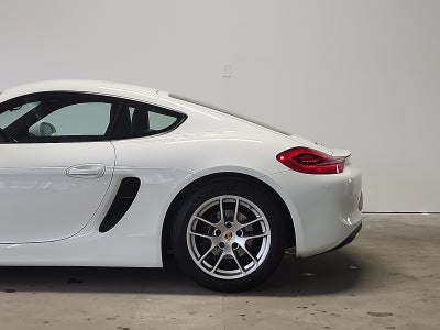 2015 Porsche Cayman 2dr Cpe
