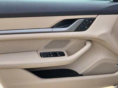 2025 Porsche Taycan RWD