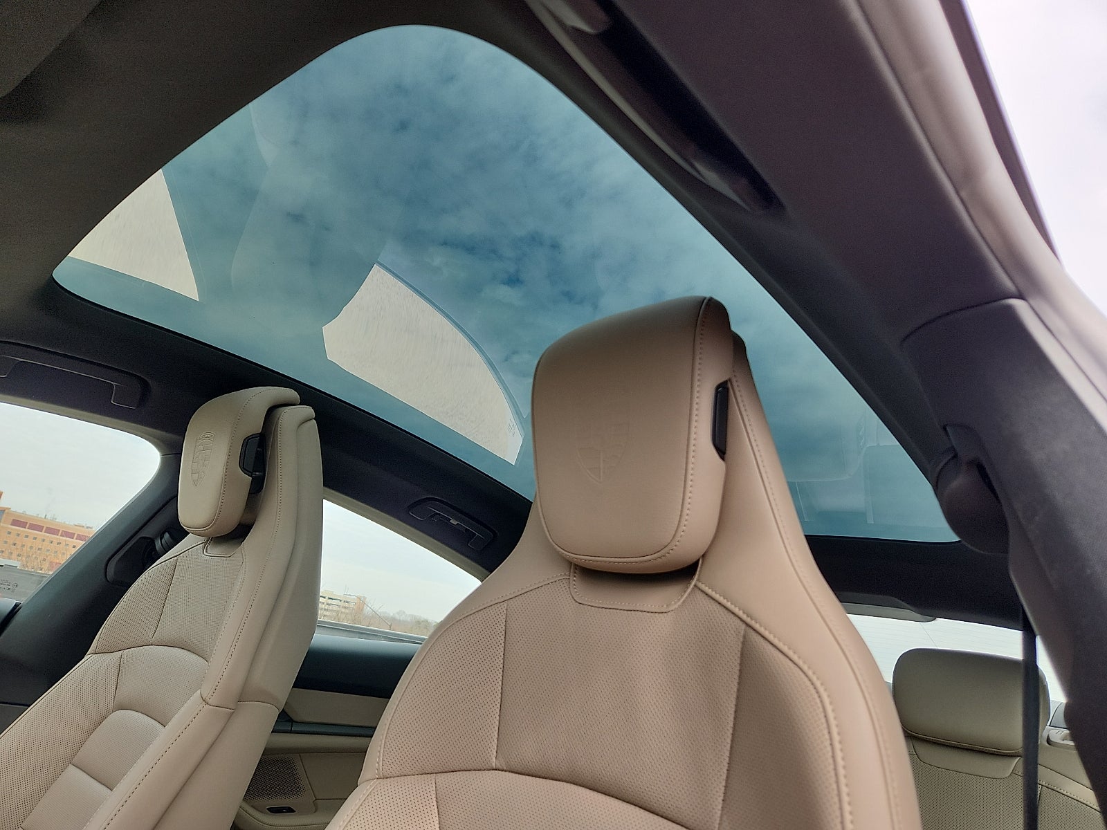 2025 Porsche Taycan RWD