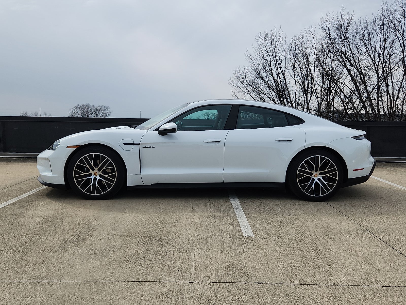 2025 Porsche Taycan RWD