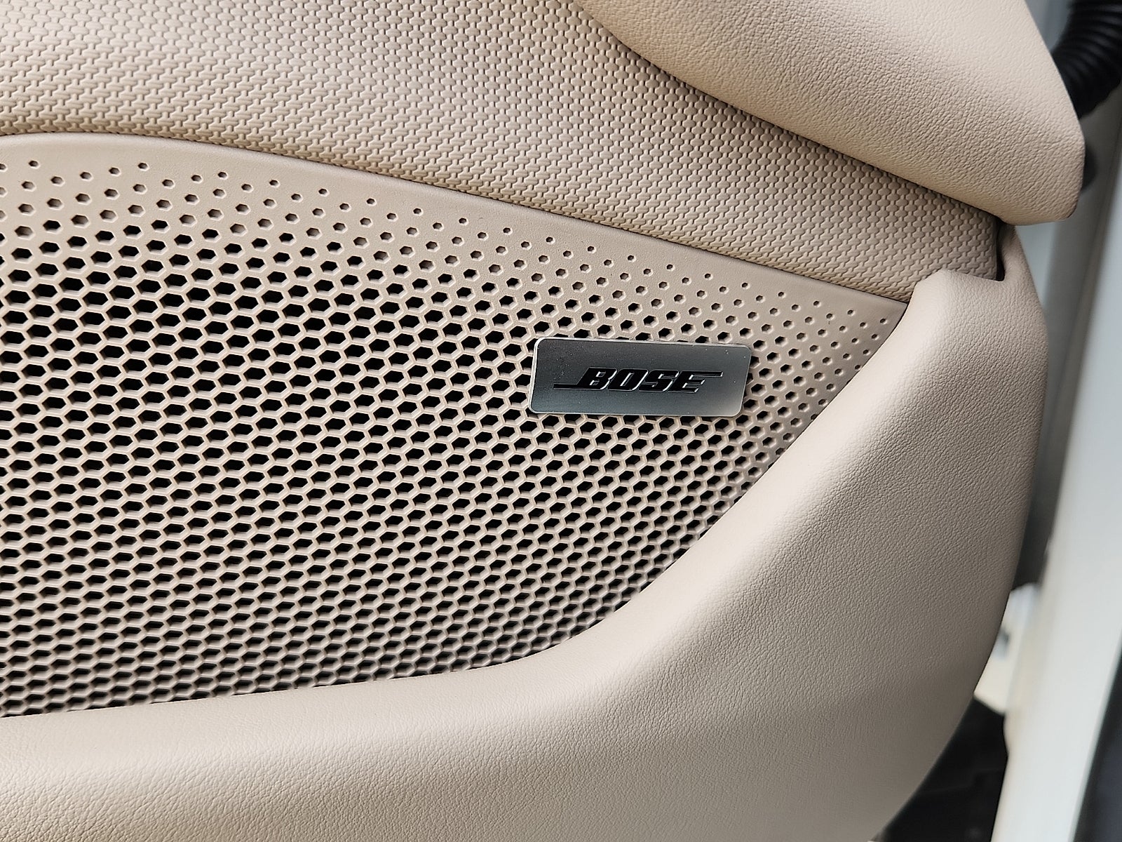 2025 Porsche Taycan RWD