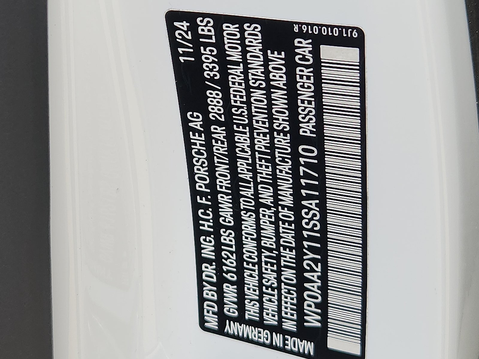 2025 Porsche Taycan RWD