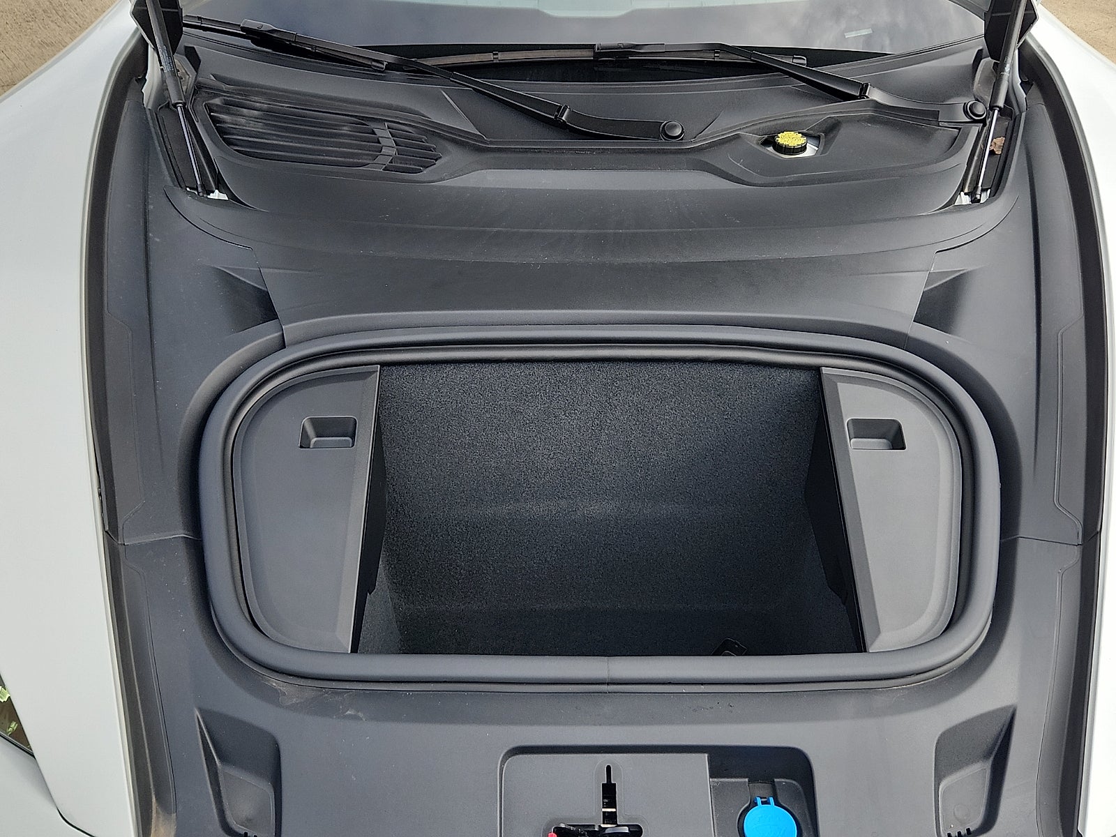 2025 Porsche Taycan RWD