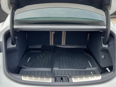 2025 Porsche Taycan RWD