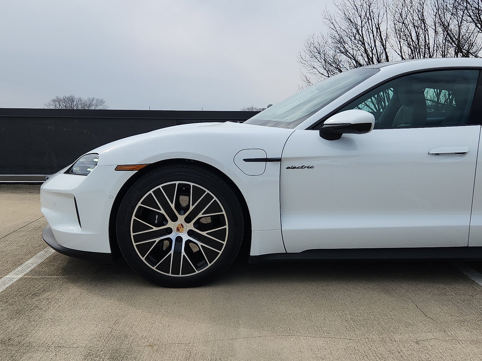 2025 Porsche Taycan RWD