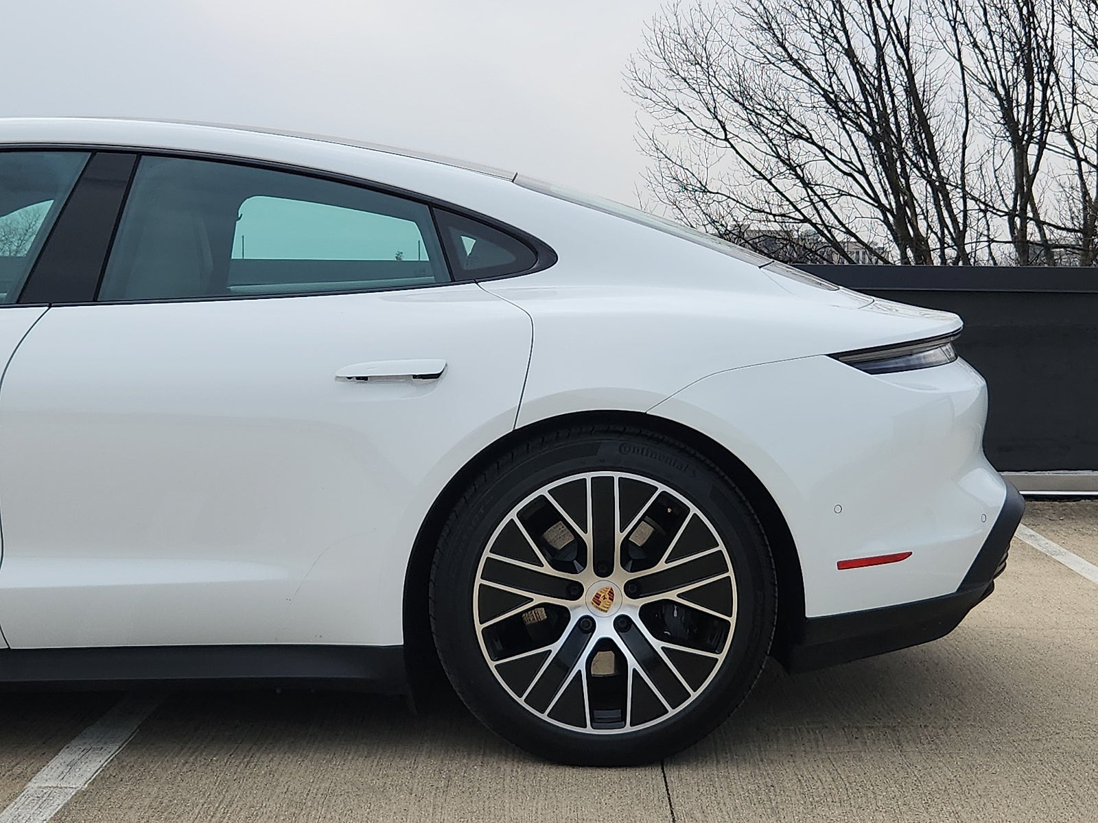 2025 Porsche Taycan RWD