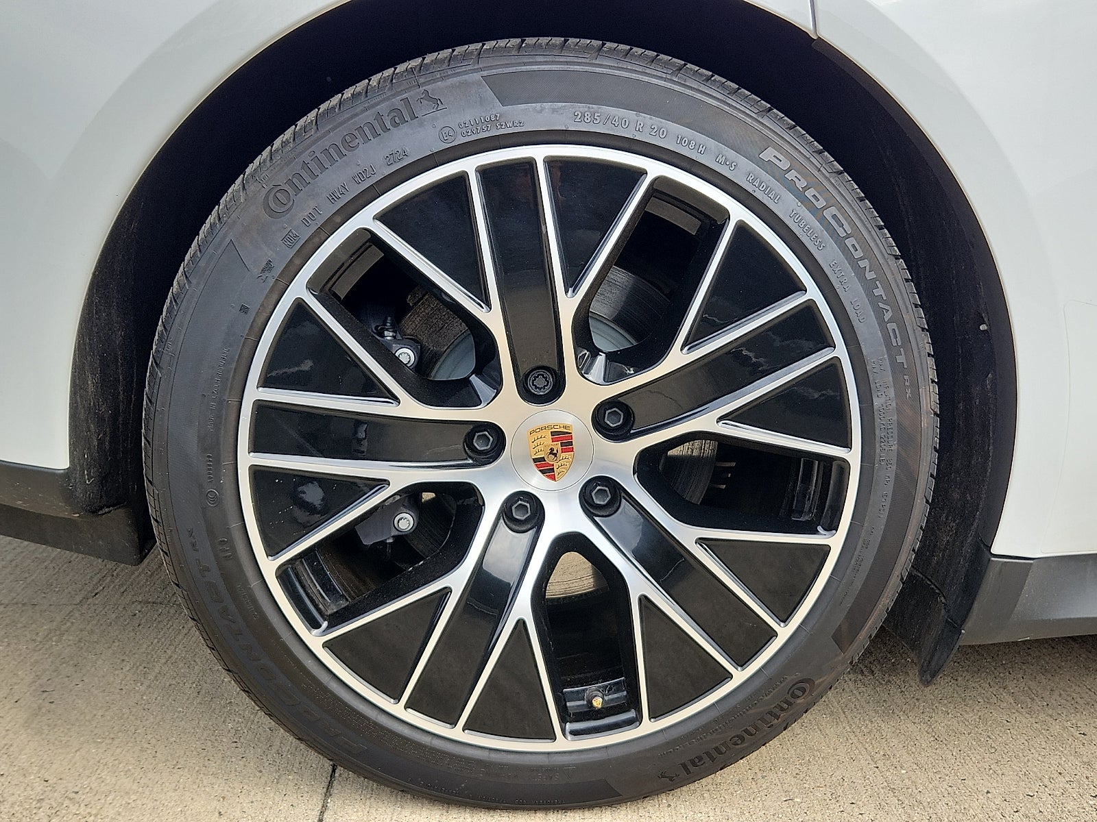 2025 Porsche Taycan RWD