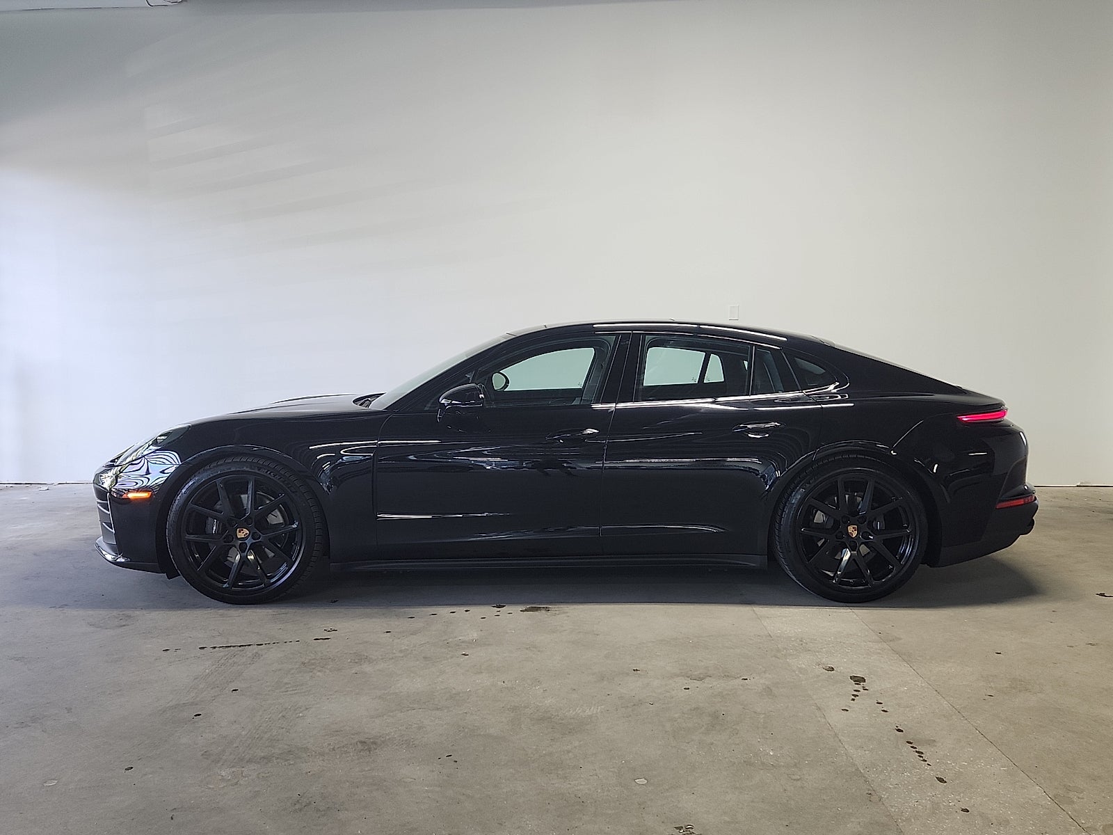 2025 Porsche Panamera 4